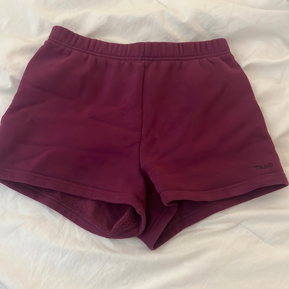 Aritzia TNA shorts